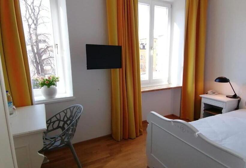 Standard Single Room, Wendelstein