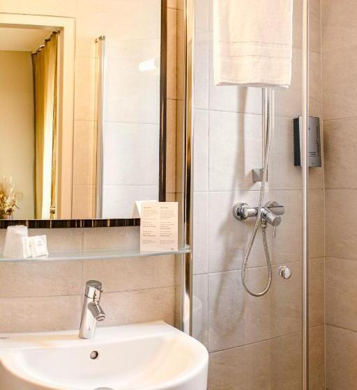 اتاق استاندارد یک نفره, Arkade Hotel Am Theater
