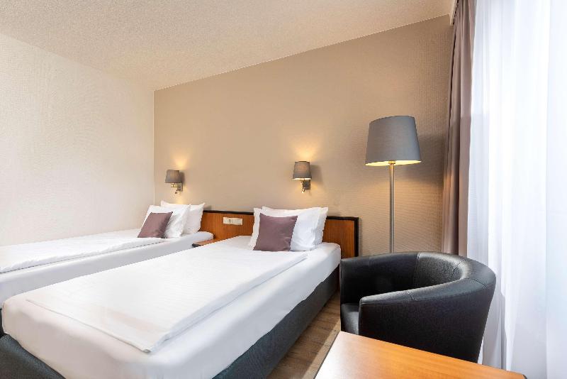 اتاق استاندارد با تخت دو نفره بزرگ, Best Western  Rastatt