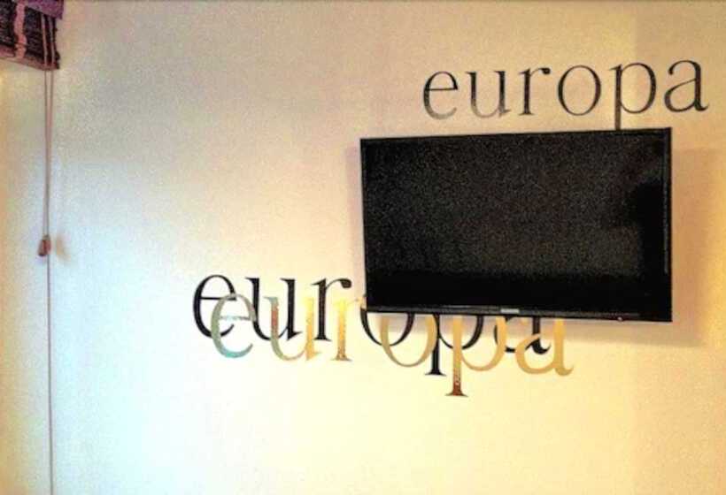 Quarto Estandar Individual, Europa Life