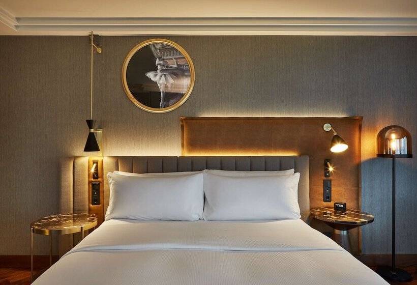 Quarto executivo, Hilton Frankfurt City Centre