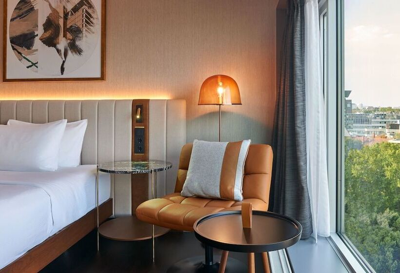 Quarto executivo, Hilton Frankfurt City Centre