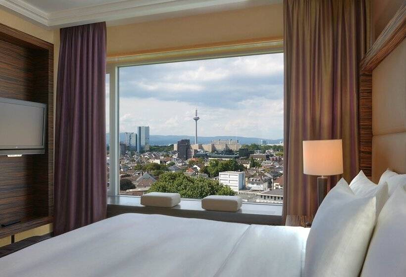 Penthouse Suite, Hilton Frankfurt City Centre