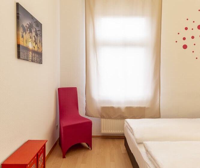 Apartamento 3 Dormitórios, Markgraf Leipzig