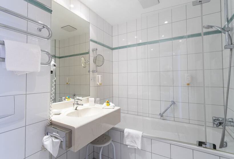 استودیوی استاندارد, Strandhotel Sylt Westerland