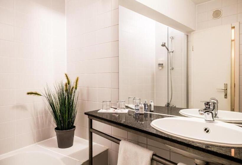اتاق استاندارد, Hogh Hotel Heilbronn