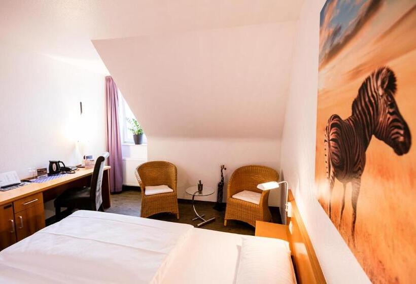 اتاق استاندارد, Hogh Hotel Heilbronn