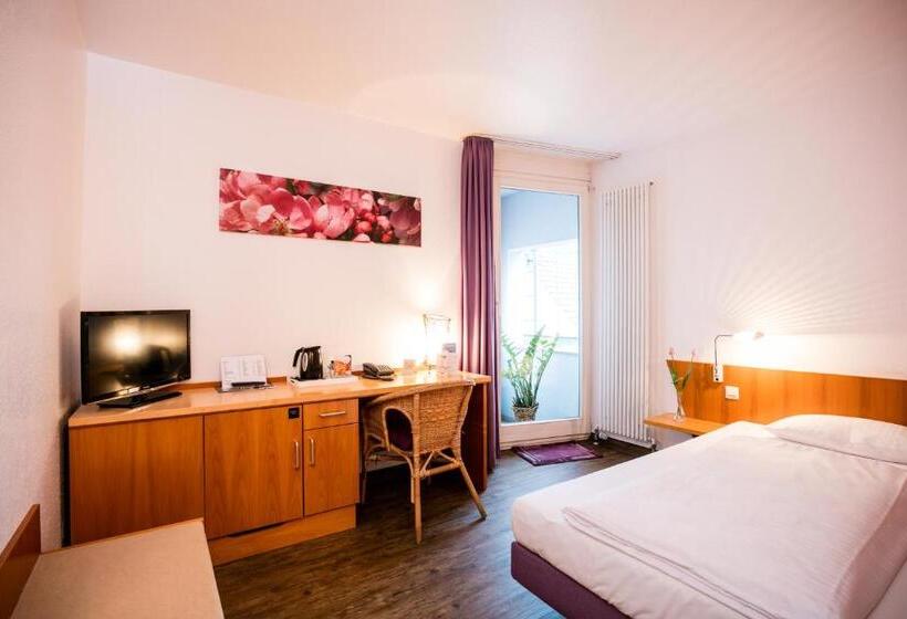 اتاق استاندارد یک نفره, Hogh Hotel Heilbronn
