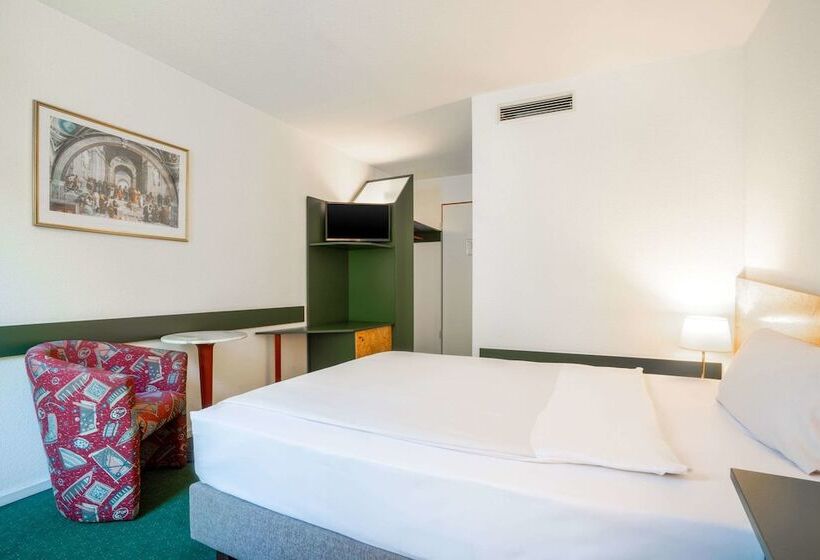اتاق استاندارد یک نفره, Quality Hotel Hof