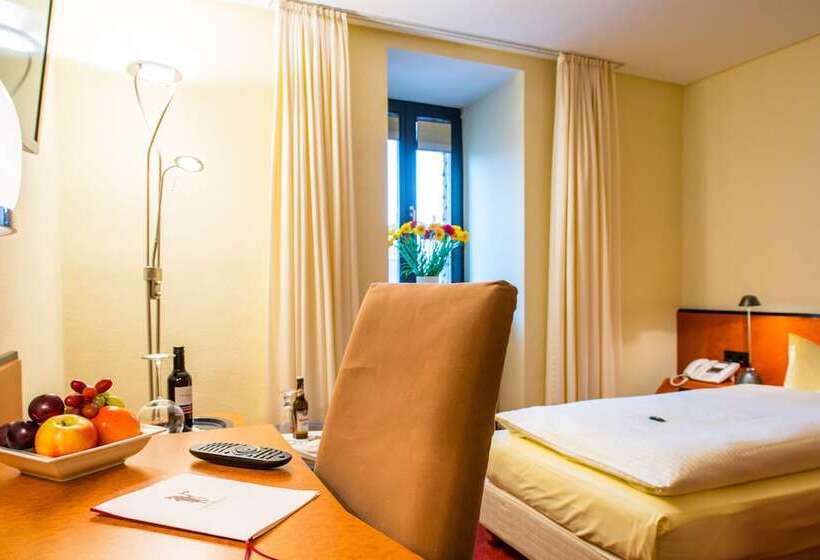 Standard Single Room, Zum Ritter