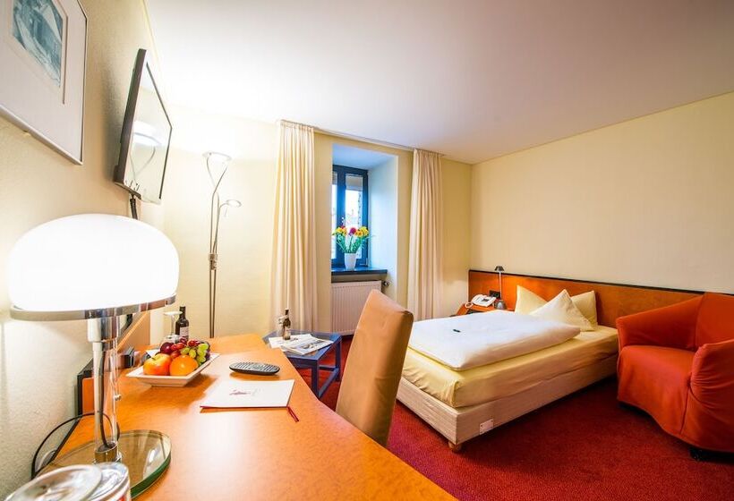 Standard Single Room, Zum Ritter