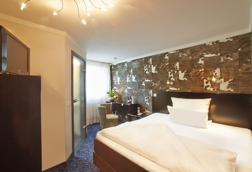 اتاق راحتی یک تخته, Top Hotel Krämer