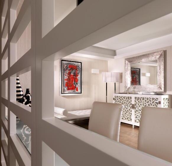 سوئیت پرزیدنت, Divani Apollon Palace & Thalasso