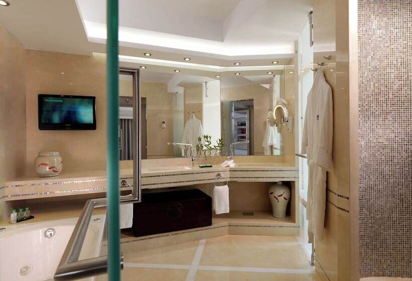 سوئیت پرزیدنت, Divani Apollon Palace & Thalasso