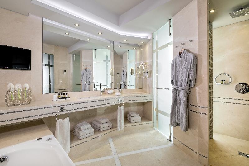 سوییت لوکس, Divani Apollon Palace & Thalasso