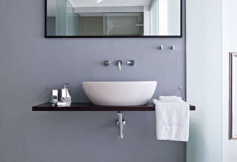 سوییت سوپریور با چشم‌انداز دریا, Kouros Hotel & Suites