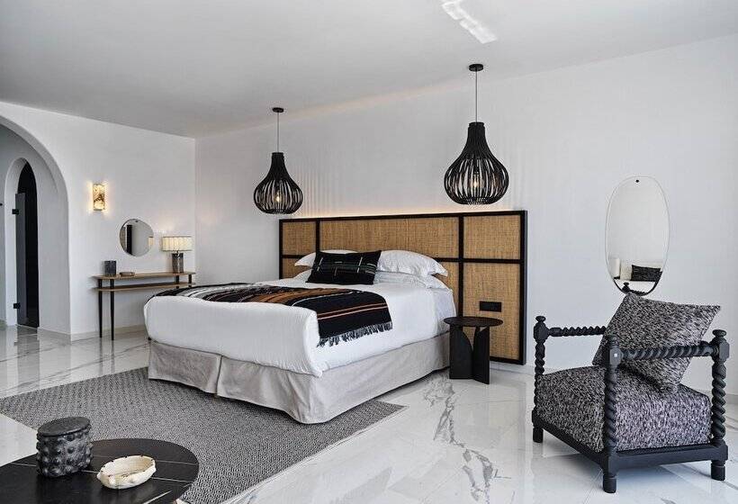 سوییت با چشم‌انداز دریا, Kouros Hotel & Suites