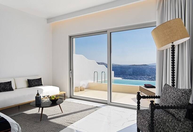 سوییت با چشم‌انداز دریا, Kouros Hotel & Suites