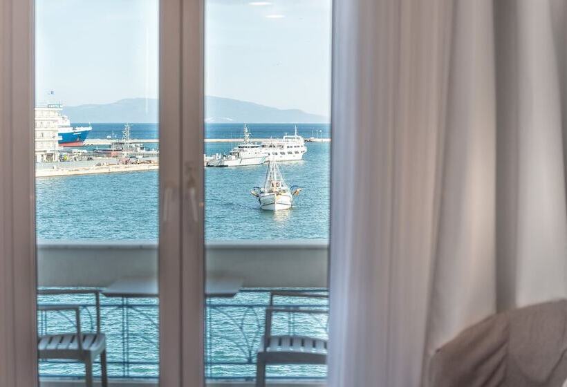 Standard Room Sea View, Lesvion