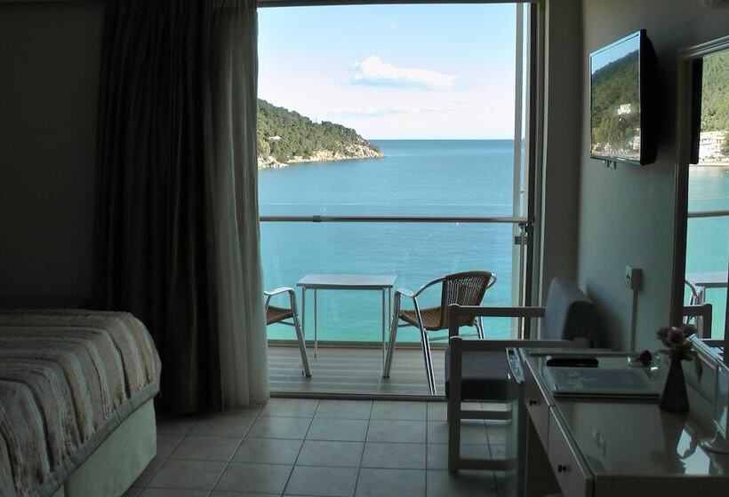 Upper Triple Room Sea View, New Aegli Resort