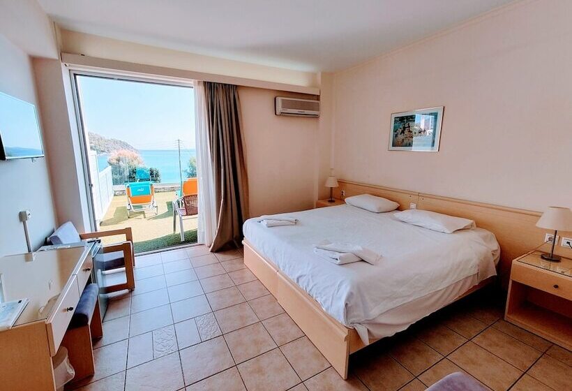 اتاق کلاسیک با چشم‌انداز دریا, New Aegli Resort