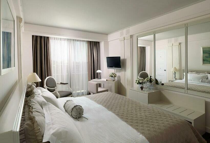 Deluxe Room, Njv Athens Plaza
