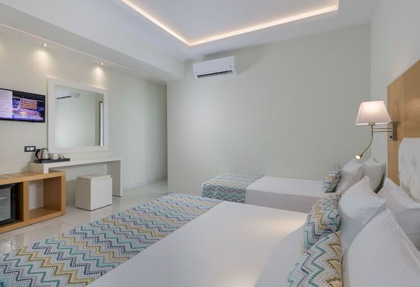 Standard Triple Room, Oceanis Park