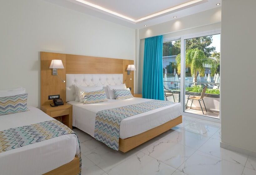 Standard Triple Room, Oceanis Park