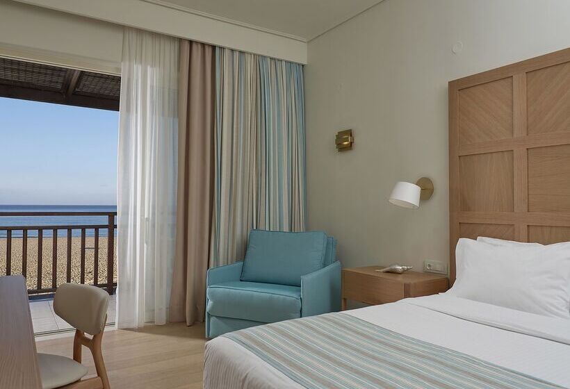 بانگلوی استاندارد با چشم‌انداز دریا, Pilot Beach Resort