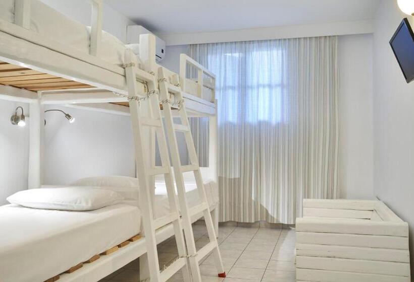 Economy Quadruple Room, Polos Hotel Paros