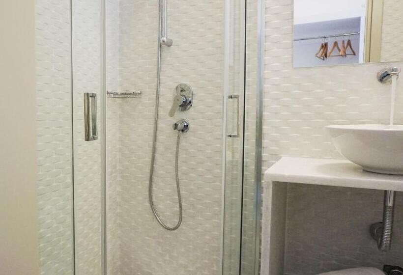 اتاق سوپریور با چشم‌انداز دریا, Polos Hotel Paros
