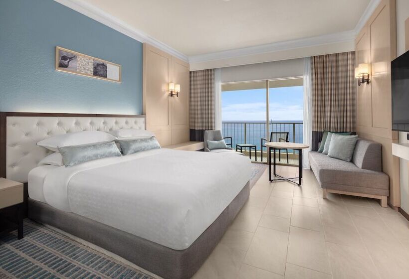 اتاق کلاب, Rihga Royal Laguna Guam Resort