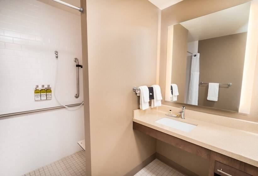 سوئیت برای معلولان, Staybridge Suites Coeur D Alene, An Ihg