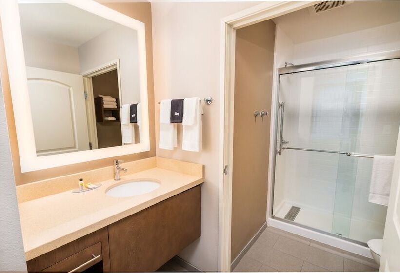 سوئیت برای معلولان, Staybridge Suites Coeur D Alene, An Ihg
