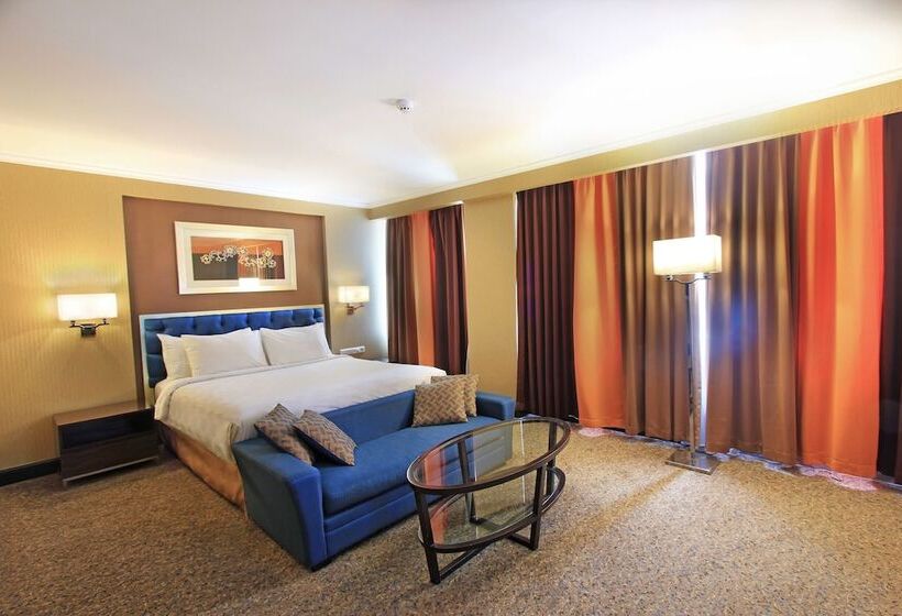 Executive Room, Ciputra Semarang Managed By Swiss Belhotel International