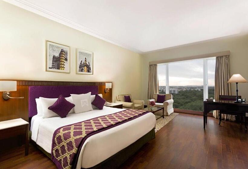 Standard Room Queen Size Bed, Itc Kakatiya, A Luxury Collection , Hyderabad