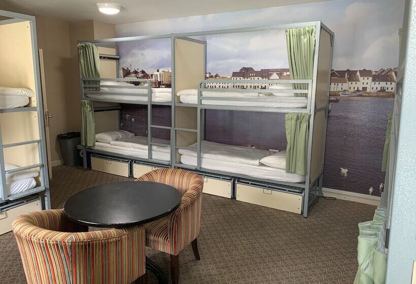 تختخواب در اتاق مشترک, Kinlay Hostel Eyre Square