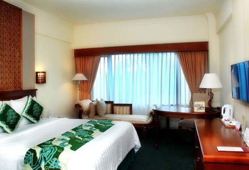 Quarto deluxe, Sahid Jaya Lippo Cikarang