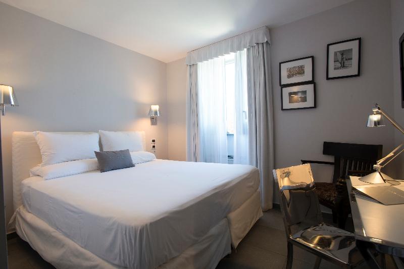 Deluxe Zimmer, The Orchid Hotel Mumbai Vile Parle