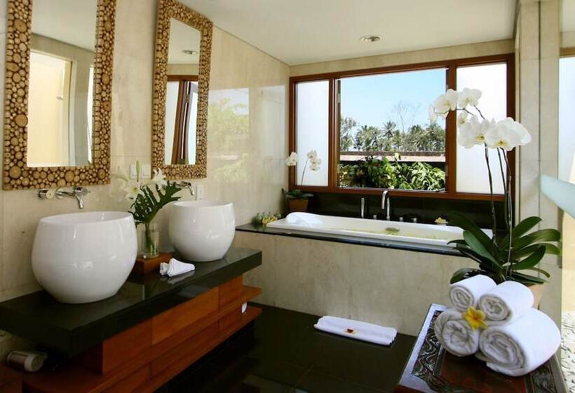 3 Bedroom Villa with Pool, Kamandalu Ubud Resort