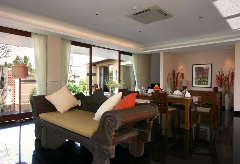 3 Bedroom Villa with Pool, Kamandalu Ubud Resort