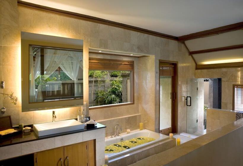 Villa met 2 Slaapkamers, Kamandalu Ubud
