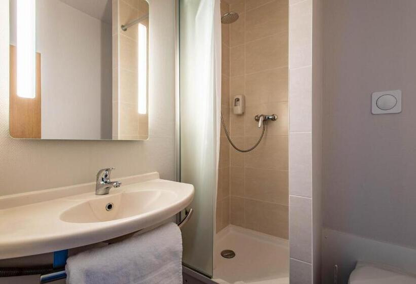 اتاق استاندارد سه نفره, B&b Hotel Vannes Ouest Golfe Du Morbihan
