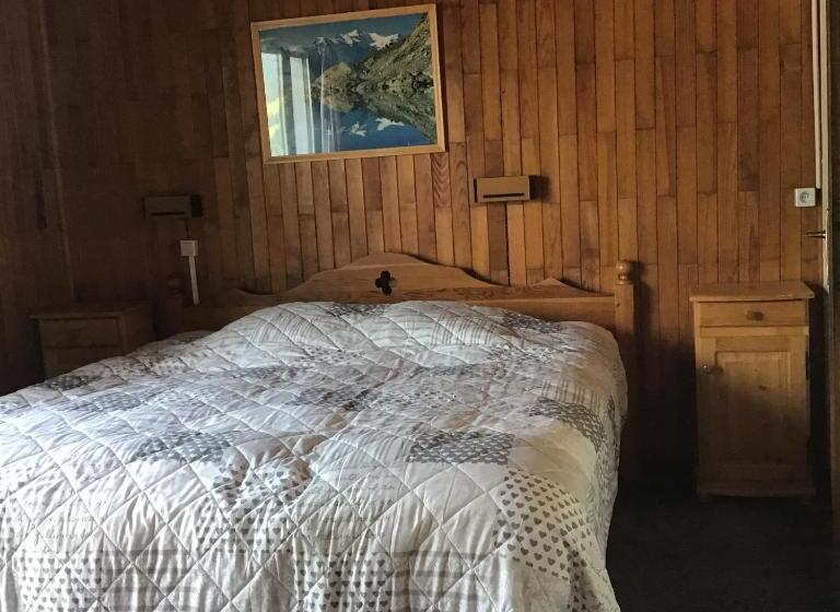 اتاق استاندارد با بالکن, Hôtel La Bergerie
