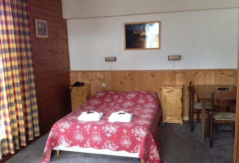 اتاق استاندارد با بالکن, Hôtel La Bergerie