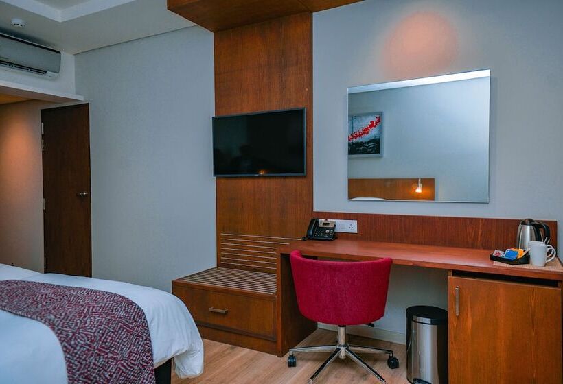 اتاق استاندارد, Crowne Plaza   Dar Es Salaam, An Ihg