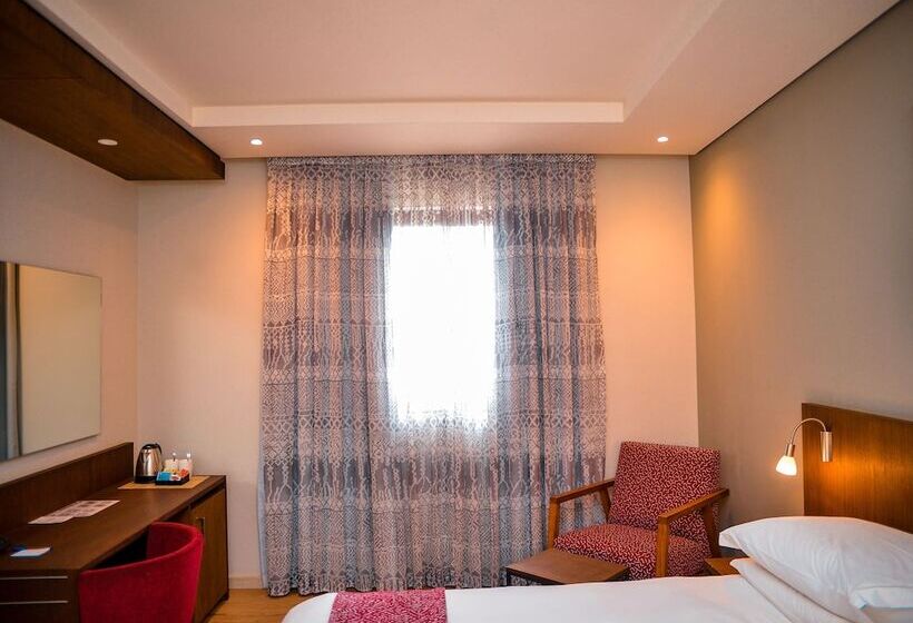 اتاق استاندارد, Crowne Plaza   Dar Es Salaam, An Ihg