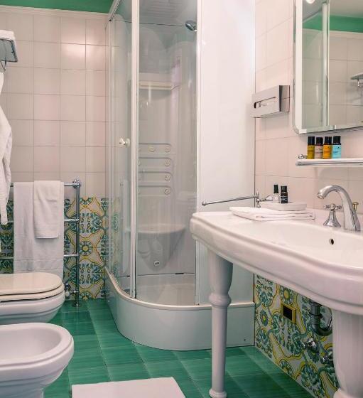 اتاق استاندارد یک نفره, Albergo Al Sole