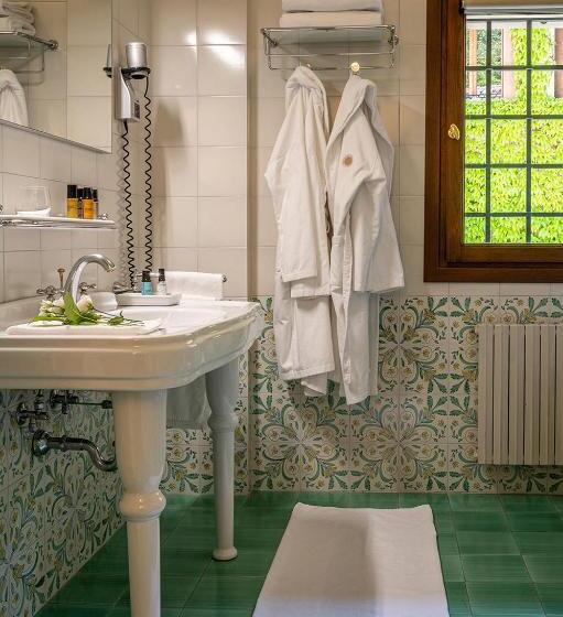 اتاق کلاسیک, Albergo Al Sole