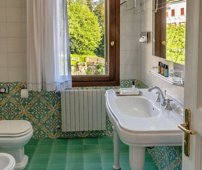 اتاق سوپریور, Albergo Al Sole